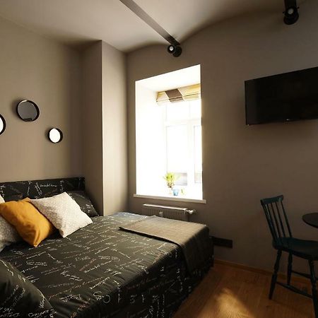 New Bohemian Crash Pad In Riga Center Apartment Exterior photo